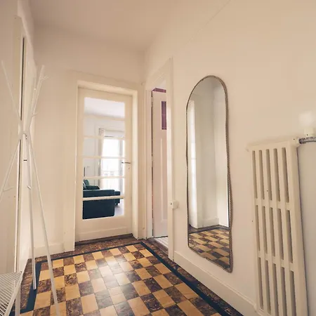 Charming In The Center Of Apartment *